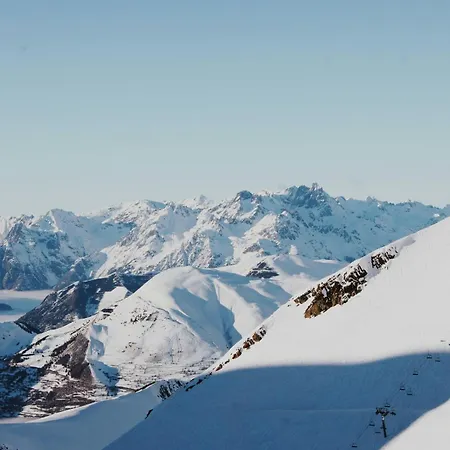 Neige Et Soleil By Leavetown Vacations
